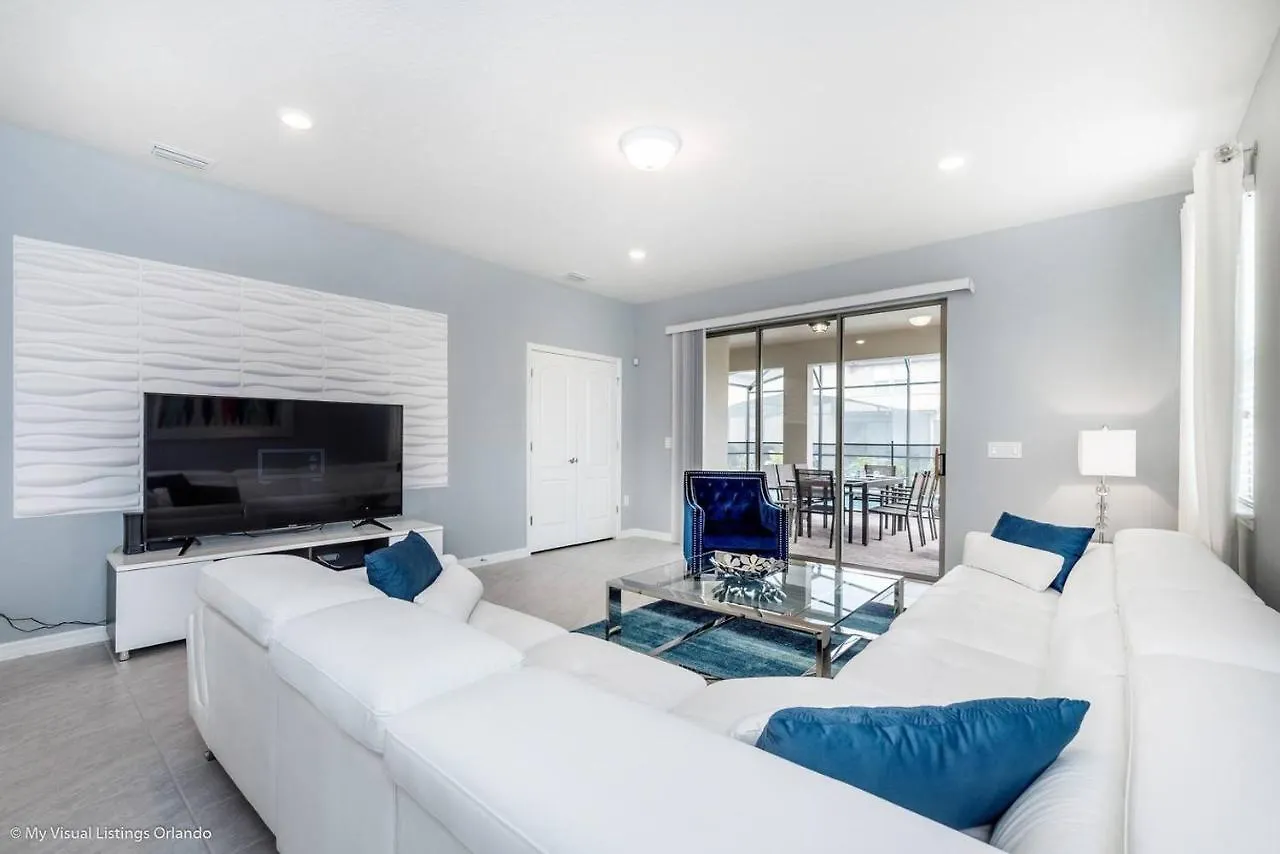 New Dec 2018! Solterra 6Bd/4Ba Pool Home #6St452 Davenport Holiday home